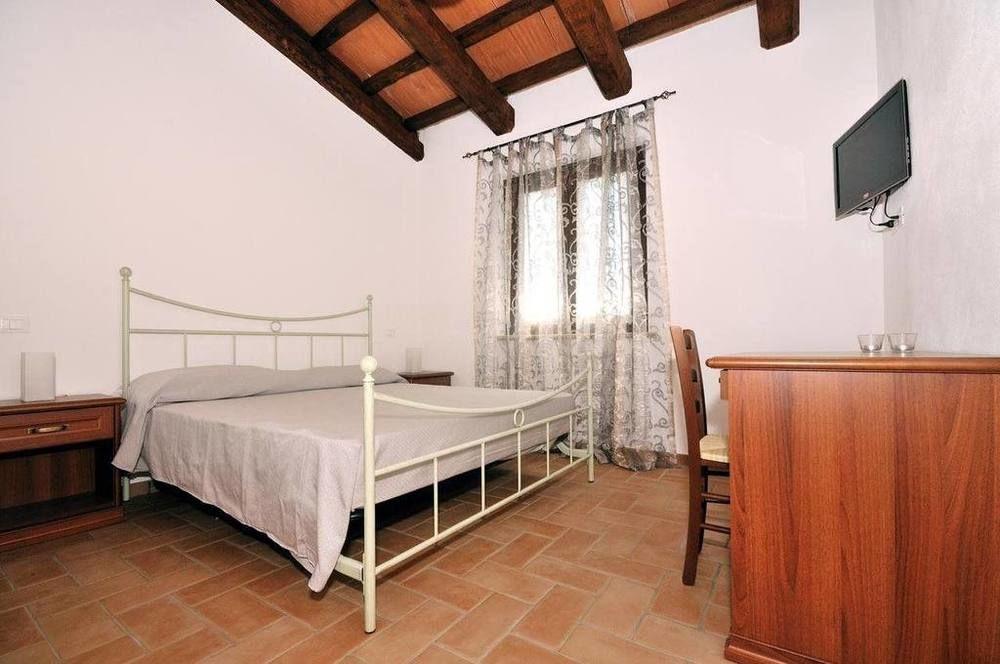 Agriturismo Casale Contessa Montebuono  Luaran gambar