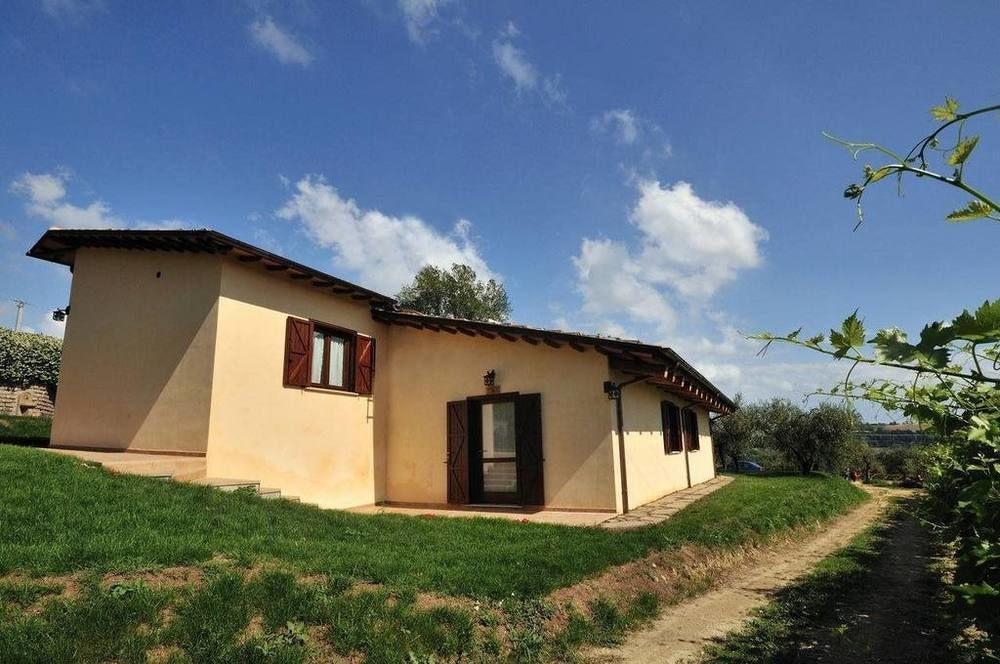 Agriturismo Casale Contessa Montebuono  Luaran gambar
