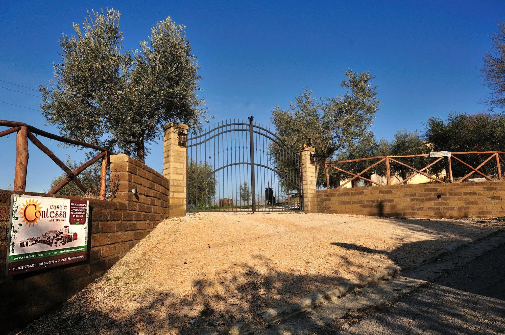 Agriturismo Casale Contessa Montebuono  Luaran gambar